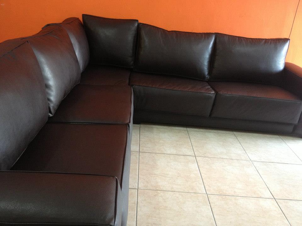 ReNova Interiores: Profesionales en Muebles. Fabricación, Tapicería, Limpieza de Muebles y Cojinería para Exterior