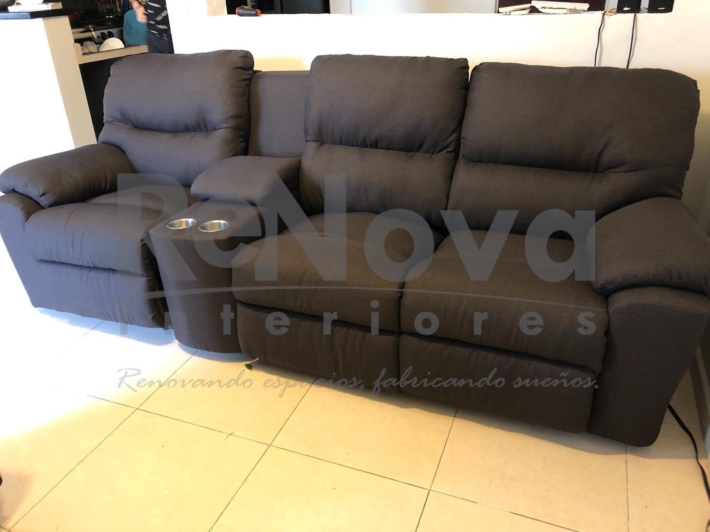 ReNova Interiores: Profesionales en Muebles. Fabricación, Tapicería, Limpieza de Muebles y Cojinería para Exterior